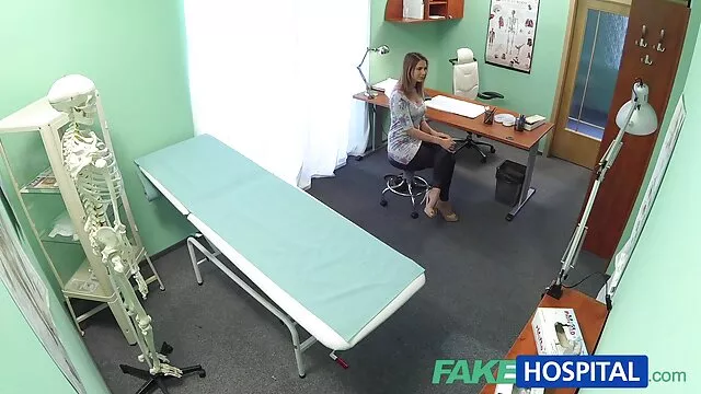Καυτό πορνό χωρίς εγγραφή  Πρωκτικό σεξ με ένα κορίτσι σε ελληνικο πορνο γκει ένα κόκκινο φόρεμα.