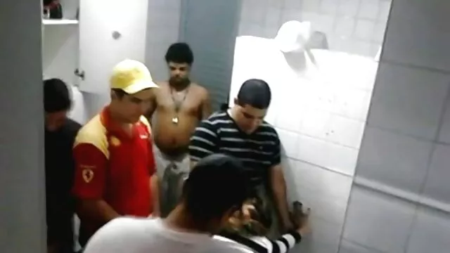 Καυτό πορνό χωρίς εγγραφή  Η Ρωσία και η Ουκρανία έχουν οργασμό. σεξ πορνο ελληνικο